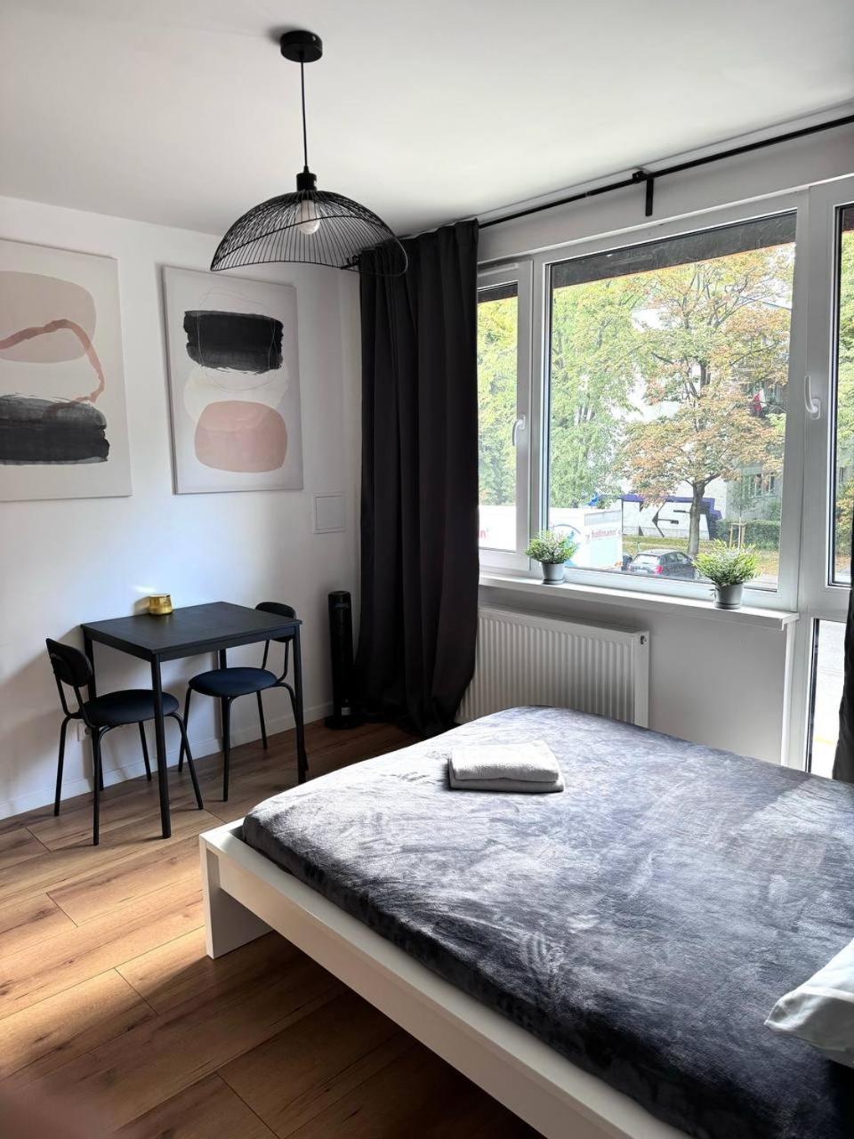 Quiet Apartment Near The Park, Metro, Centre, Wi-Fi - By Hik Apartments Varšava Exteriér fotografie